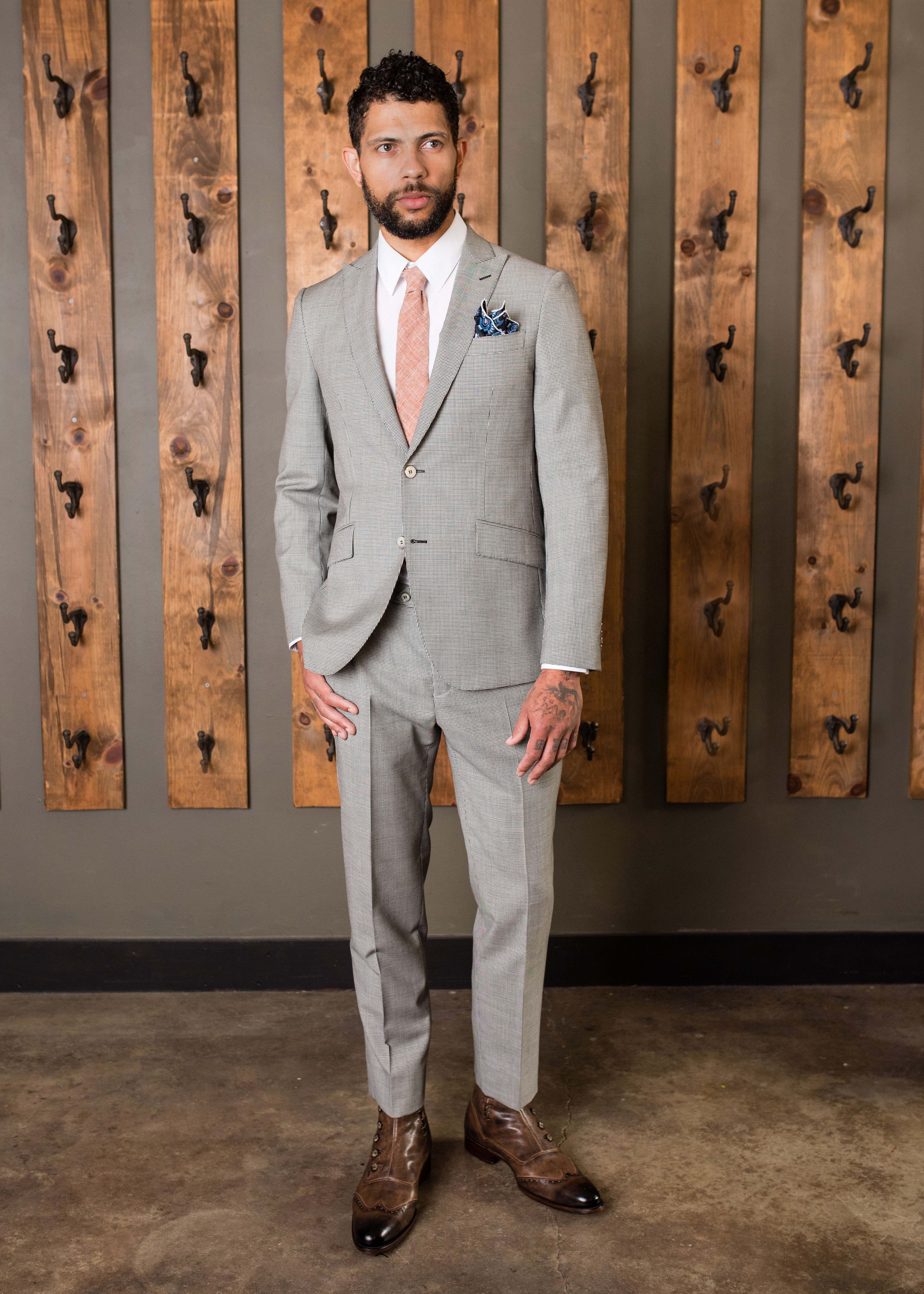 White/black Classic Peak Slant Pocket Suit