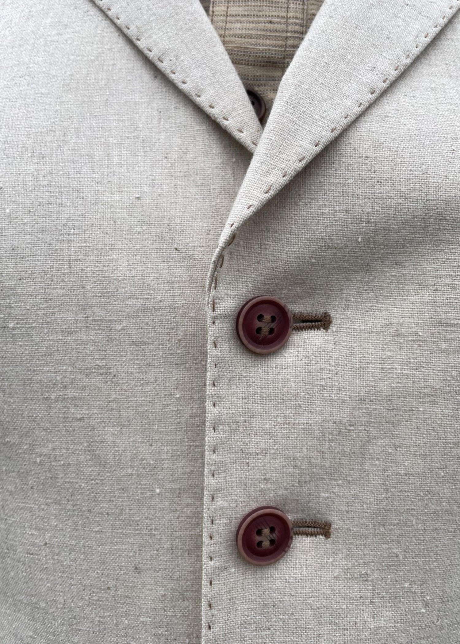 Peak Lapel Waistcoat-natural linen