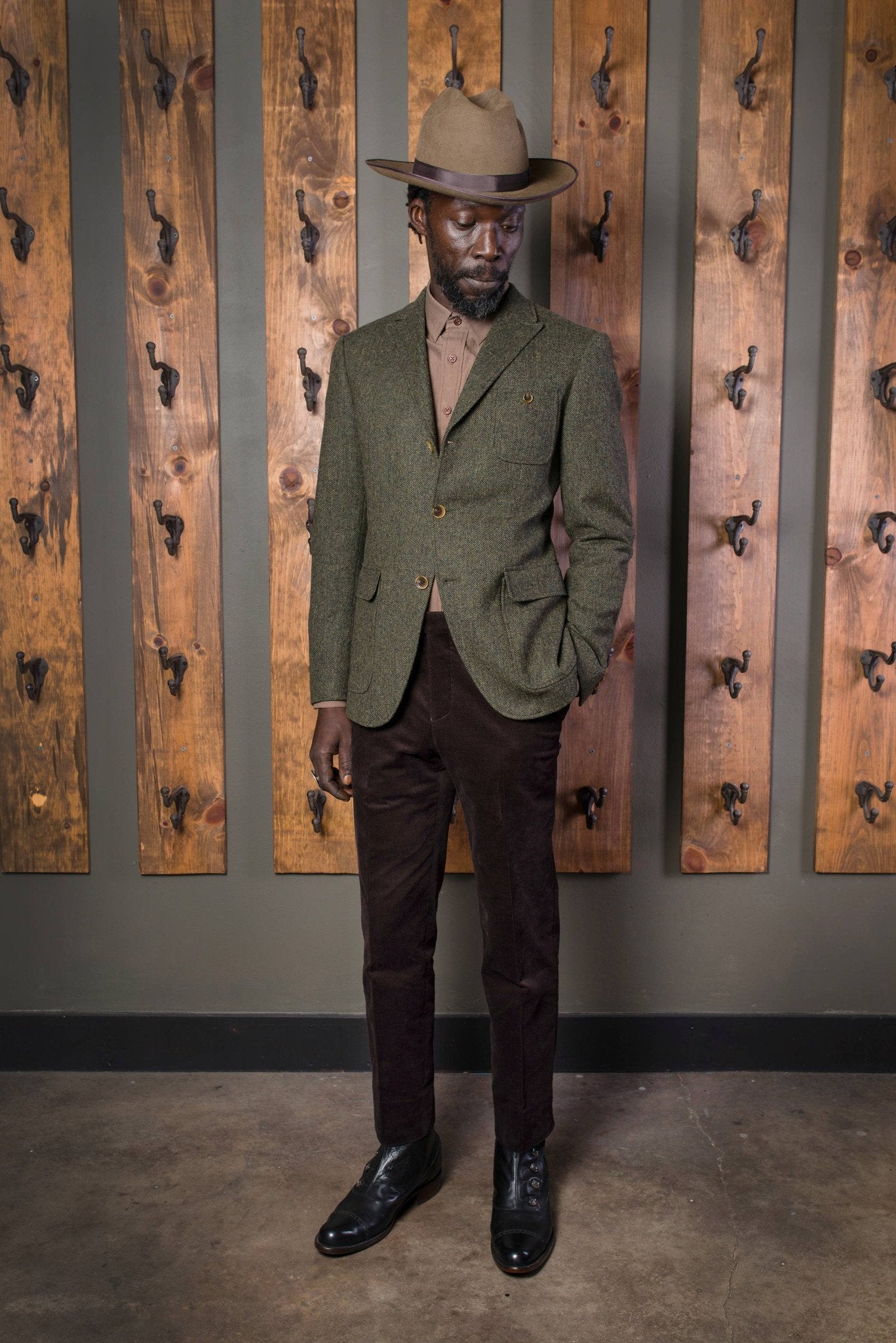 Bykowski Tailor & Garb Scofflaw Trousers brown vintage inspired suspenders tailored fit slim fit prohibition heritage clothing Gatsby Edwardian Dapper Cotton Casual Barbershop 1920's 1910's Made in USA Handcrafted Corduroy
