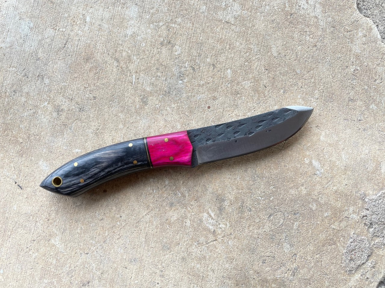 Knife black and pink wood